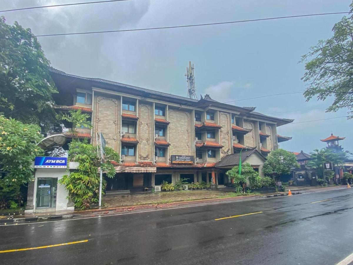 Urbanview Hotel Taman Suci Денпасар Екстериор снимка