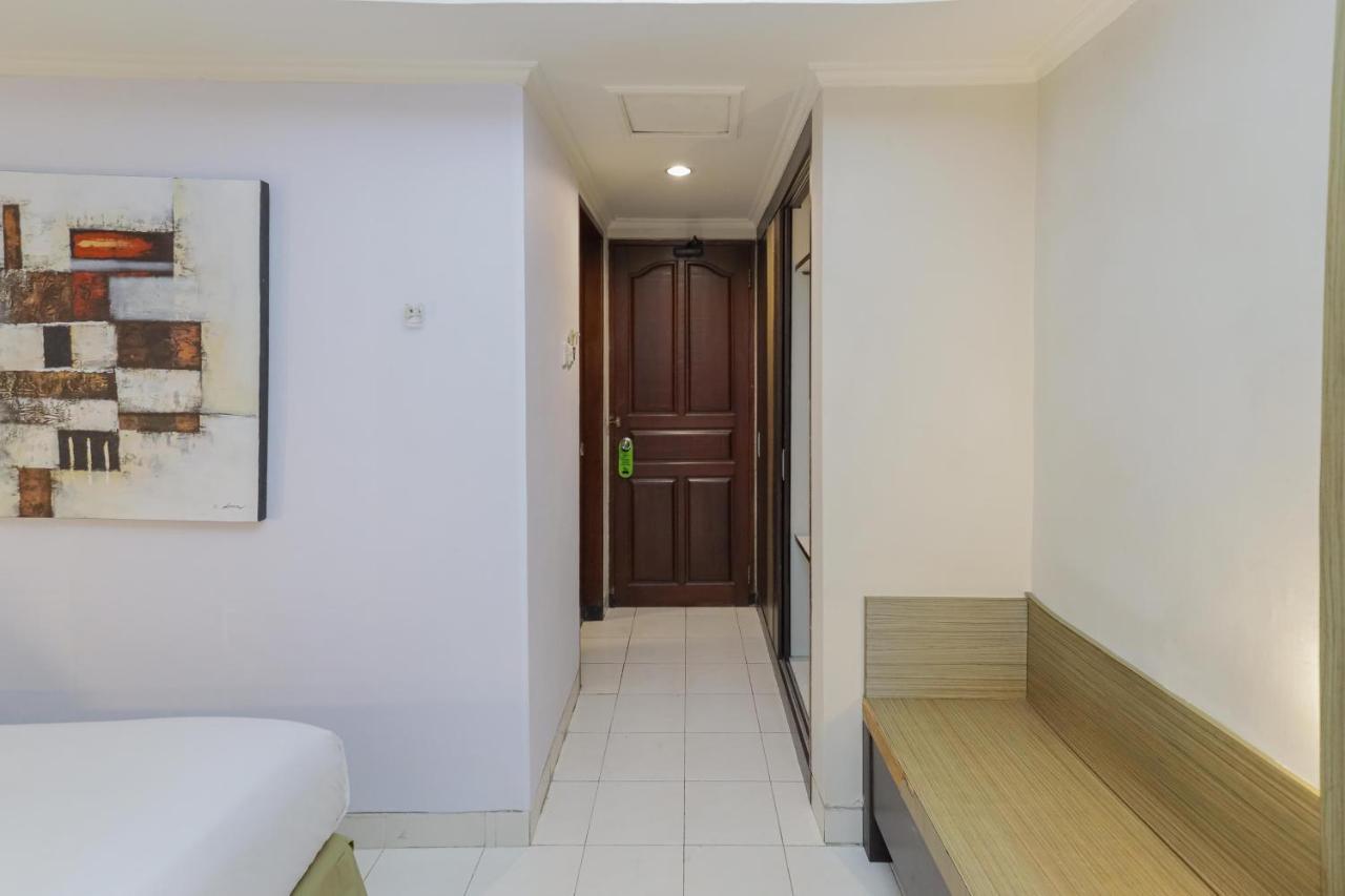 Urbanview Hotel Taman Suci Денпасар Екстериор снимка